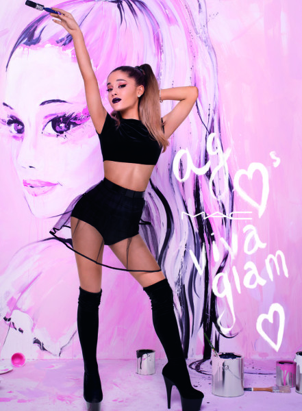 Ariana-Grande-MAC-Cosmetics-Viva-Glam